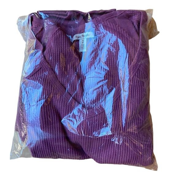 Free People Santa Clara Thermal Top Mulberry Size Small - Picture 4 of 5